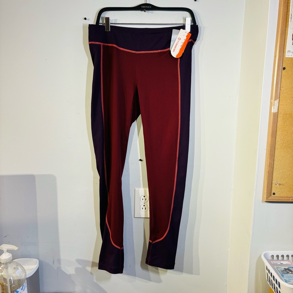 Merrell Athletic Leggings Colorblock Wine Red & Purple New